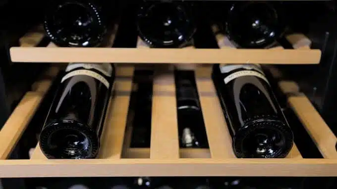 Highly professional Wine Fridge 166 bottles Luxury Line