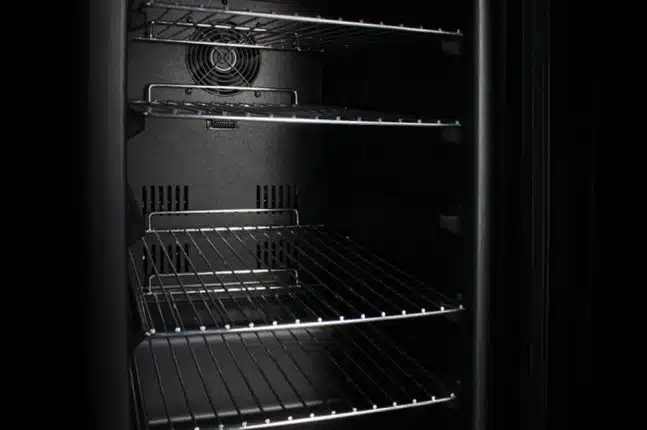 datron-club-frigo-freezier-cantintte-vino-drink-01