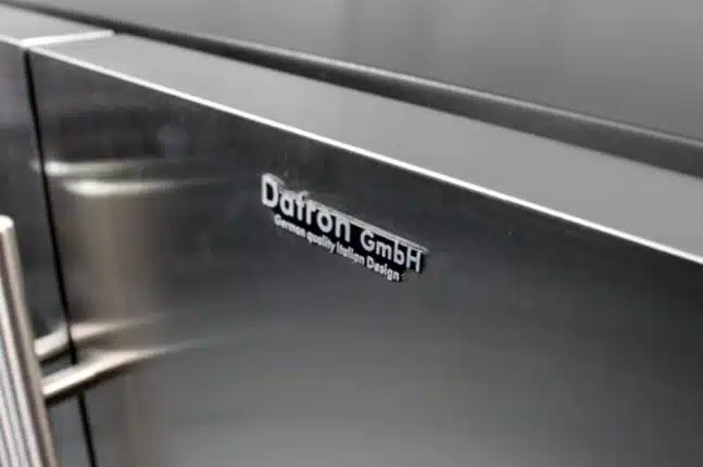 datron-club-frigo-freezier-cantintte-vino-drink-03