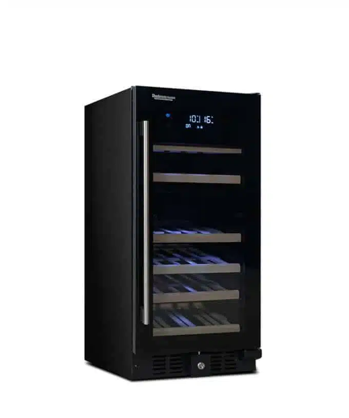 Wine refrigerator, 32 bottles, built-in and freestanding