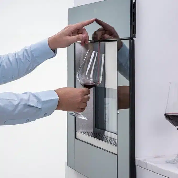 Built-in Wine Dispenser, suitable for top wine cooler usage
