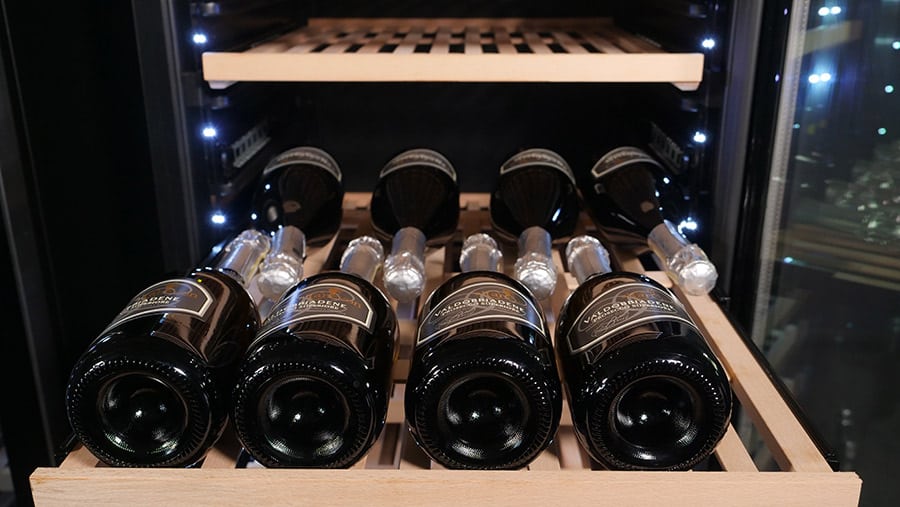 Come scegliere il frigorifero per il vino adatto a te?